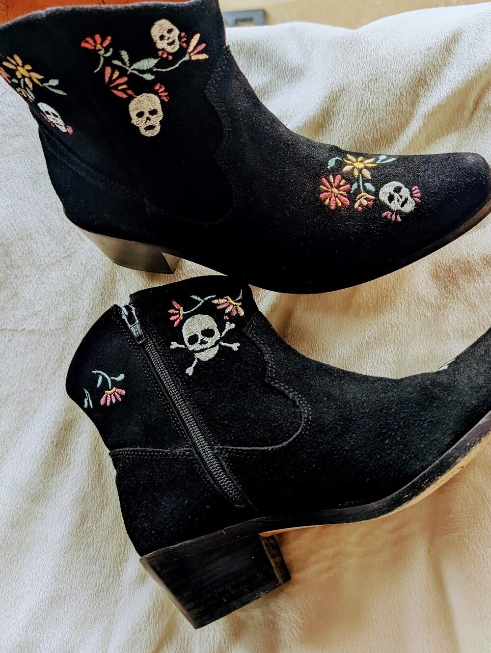 Agave Sky "Calavera" Black Suede Western Booties Dia de Los Muertos 🖤 Embellish
